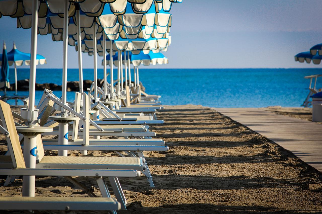Residence Adriatico Gabicce Mare Exterior photo